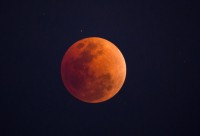 Самое продолжительное "кровавое" лунное затмение 27 июля будет судьбоносным и зрелищным - Новости ТИА