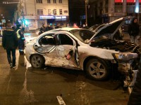 В новогоднюю ночь в Твери произошла авария, в которой пострадали четыре человека - Новости ТИА