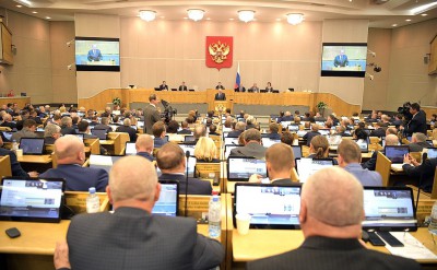 Госдума приняла в первом чтении закон о наказании чиновников за хамство - новости ТИА