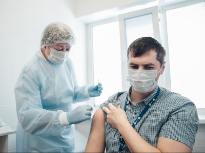 В Тверской области за сутки прививку от коронавируса сделали 4217 человек - новости ТИА