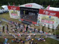 В Тверской области на фестиваль "Нашествие" уже прибыли 30 тыс. человек на 14 тыс. автомобилей - Новости ТИА