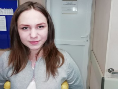 "Парень толкнул меня": упавшая с 8 этажа девушка из Конакова ждет операцию - Новости ТИА