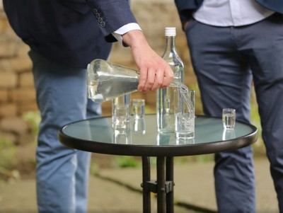 В прошлом году жители Тверской области выпили более 18 млн бутылок водки - новости ТИА