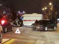 В Твери в ДТП пострадали водитель и два медика скорой помощи - Новости ТИА