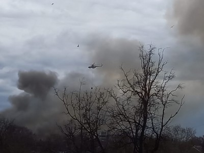 Тушить пожар в НИИ в Твери помогают вертолёты - новости ТИА