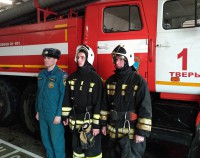 В Твери из горящего дома пожарные спасли пожилую женщину - Новости ТИА