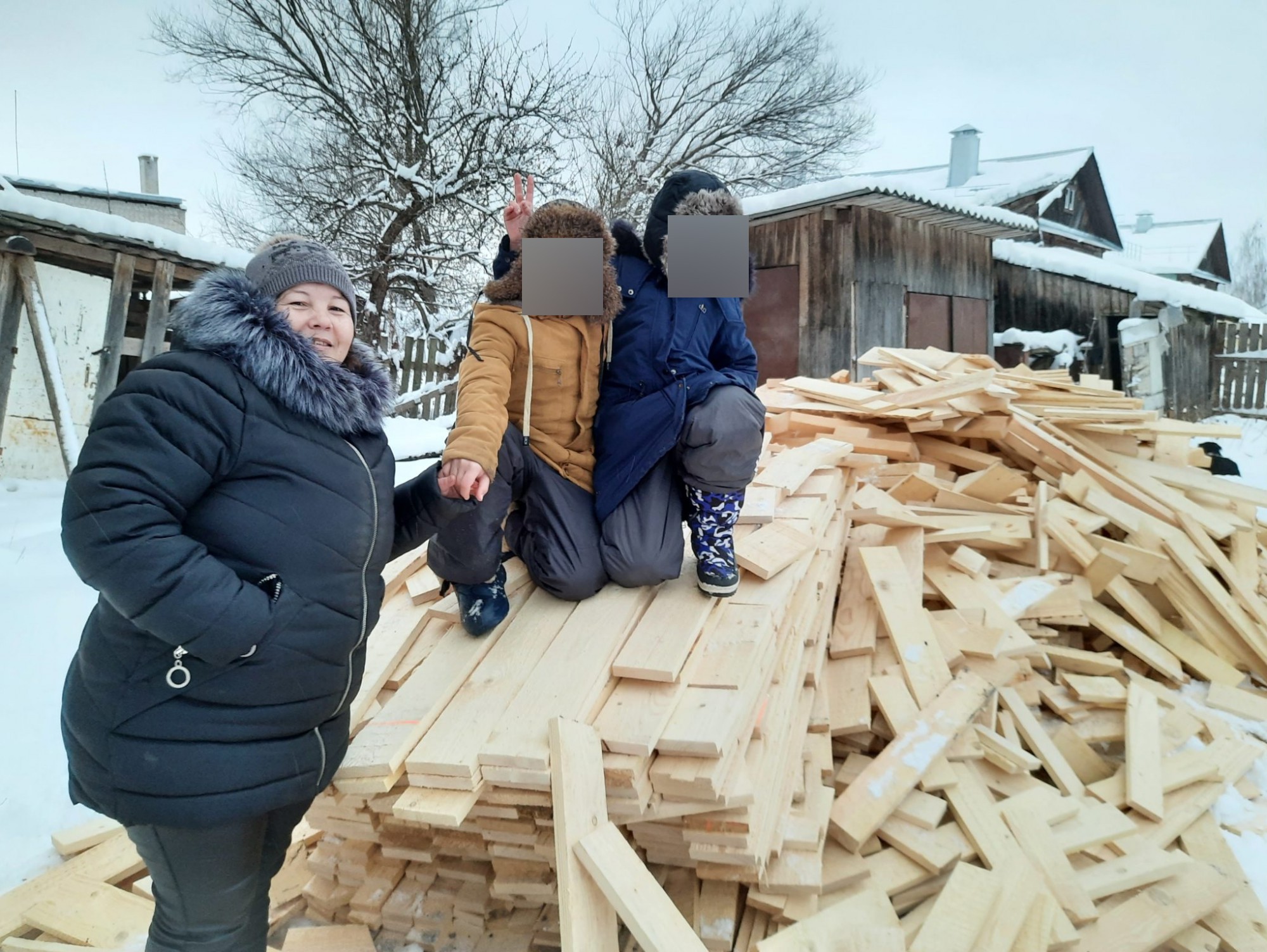 Два мужика ебут грудастую: интересная коллекция русского порно на svarga-bryansk.ru