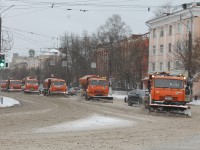 Администрация Твери: в городе снег чистят колоннами по 4-7 единиц в сопровождении экипажей ГИБДД - Новости ТИА