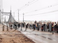 Больше двухсот человек покинули город через Старый мост - Новости ТИА