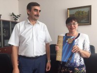 После народной новости на ТИА "Почта России" вручила сотруднице благодарственное письмо - Новости ТИА