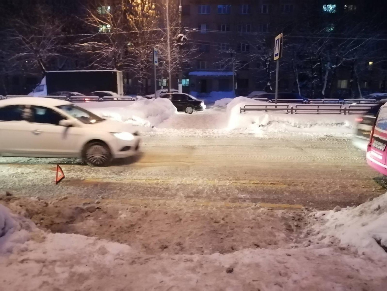 В Сандово водитель без прав сбил пенсионерку на обочине и уехал |  03.02.2022 | Тверь - БезФормата