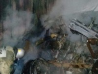 На М-11 грузовик врезался в отбойник и загорелся - новости ТИА