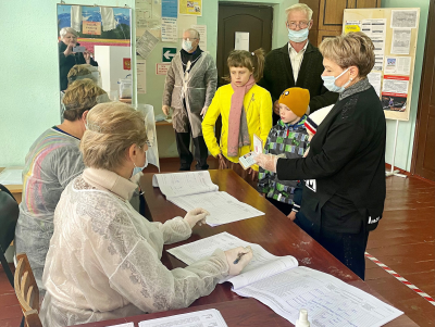 В выборах приняла участие семья Кузьменко, в которой 20 детей - новости ТИА