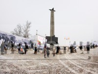 Площадь у Обелиска Победы превратили в военный Калинин - Новости ТИА