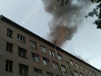 Серьезный пожар в общежитии в городе Конаково: подросток отравился угарным газом и получил термические ожоги - Новости ТИА