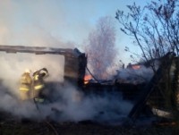 Страшный пожар унёс жизни двух человек в Тверской области. Одного человека удалось спасти - Новости ТИА