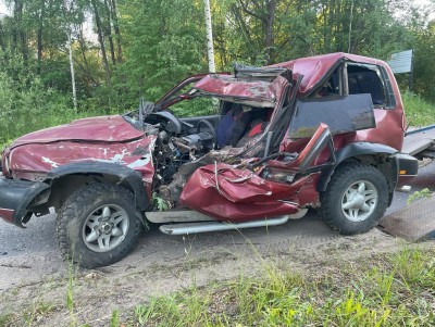 Водитель погиб после столкновения с деревом в Тверской области - новости ТИА