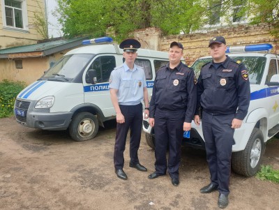 В Тверской области полицейские спасли от смерти поджигателя и дом от пожара - новости ТИА
