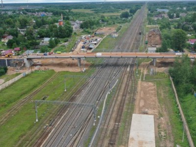 Продолжается реконструкция путепровода через железную дорогу в Волочке  - Новости ТИА