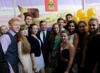Каждый десятый выпускник Тверской области окончил школу с золотой медалью - Новости ТИА
