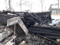 В Тверской области горел нежилой дом, в нем погиб мужчина - Новости ТИА