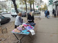 В Твери уличные нелегальные торговцы накапливают штрафы десятками тысяч - Новости ТИА