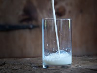 В Тверской области в интернате, больнице и школе кормили некачественными молочными продуктами - Новости ТИА
