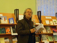 В Твери состоится презентация нового перевода «Алисы в Стране Чудес» и встреча с писателем-переводчиком Евгением Клюевым - Новости ТИА