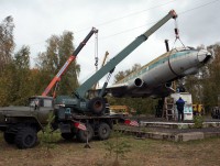 В Кимрах демонтировали самолёт-памятник Ту-124 - Новости ТИА