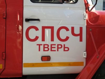 В Твери загорелось административное здание на проезде Мелиораторов - Новости ТИА