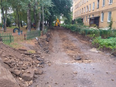 В посёлке Заволжский под Тверью начали ремонтировать дворы - Новости ТИА