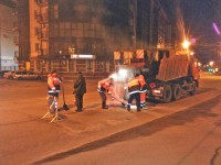 В Твери продолжается аварийно-ямочный ремонт дорог - Новости ТИА