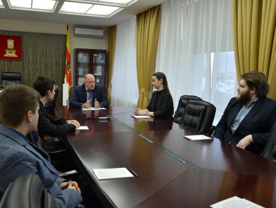 Руководство ЗАКСа встретилось с членами Молодежной палаты - Новости ТИА