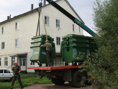  В Тверской области продолжается обновление контейнеров для сбора отходов - Новости ТИА