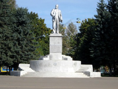Коммунисты планируют отреставрировать памятник Ленину во Ржеве  - новости ТИА