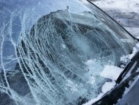 В Твери пешеход бросился под колёса такси. Девушка-водитель ищет свидетелей ДТП и записи с видеорегистраторов! - Народные Новости ТИА
