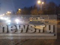 В отбойник у разрытия на Петербургском шоссе влетела очередная машина  - Новости ТИА