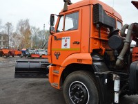 За ночь в Твери на дороги вылили 300 тонн соляного раствора - Новости ТИА