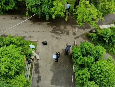 Пьяный мужчина зарезал знакомую у подъезда дома в Кимрах - Новости ТИА