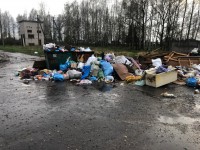 Деревня под Тверью утопает в мусоре - Народные Новости ТИА