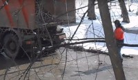 Асфальт в лужи – видео из Бежецка - Народные Новости ТИА