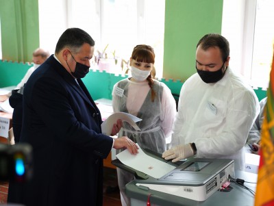 Губернатор побывал на избирательном участке в Твери  - новости ТИА