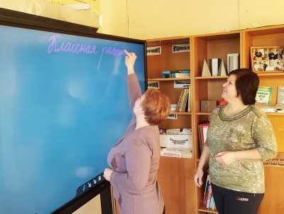 Две школы Тверской области получили ноутбуки в рамках национального проекта - Новости ТИА