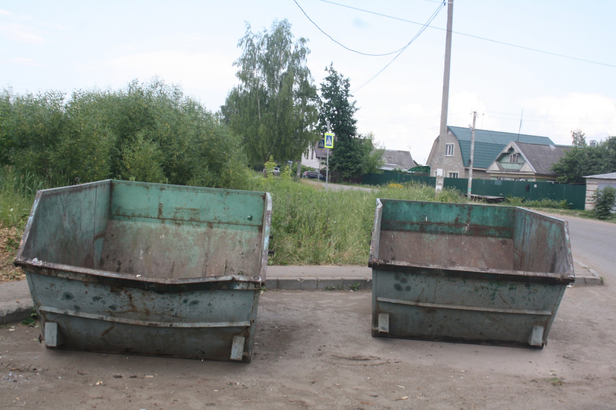 Во Ржеве установили крутые контейнеры для мусора | 09.07.2022 | Тверь -  БезФормата