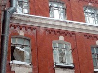В Твери следственный комитет после сообщения в СМИ об обрушении крыши в казарме во Дворе Пролетарки организовал проверку - новости ТИА