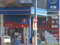 Эксперты прогнозируют повышение цен на бензин больше чем на три рубля за литр - новости ТИА