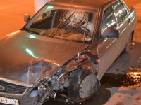 В Твери такси влетело в столб, четверо пострадали - Новости ТИА
