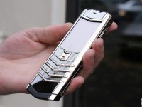 В Твери стащили портфель с часами за 1,5 миллиона рублей, двумя телефонами Vertu и пистолетом - Новости ТИА