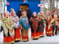 В Максатихе с шарами, песнями и пирогами открыли две насосные станции - Новости ТИА