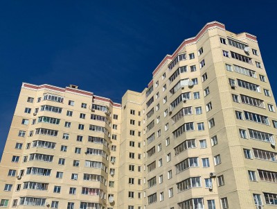 Риелтор не советует россиянам вкладывать деньги в недвижимость - Новости ТИА
